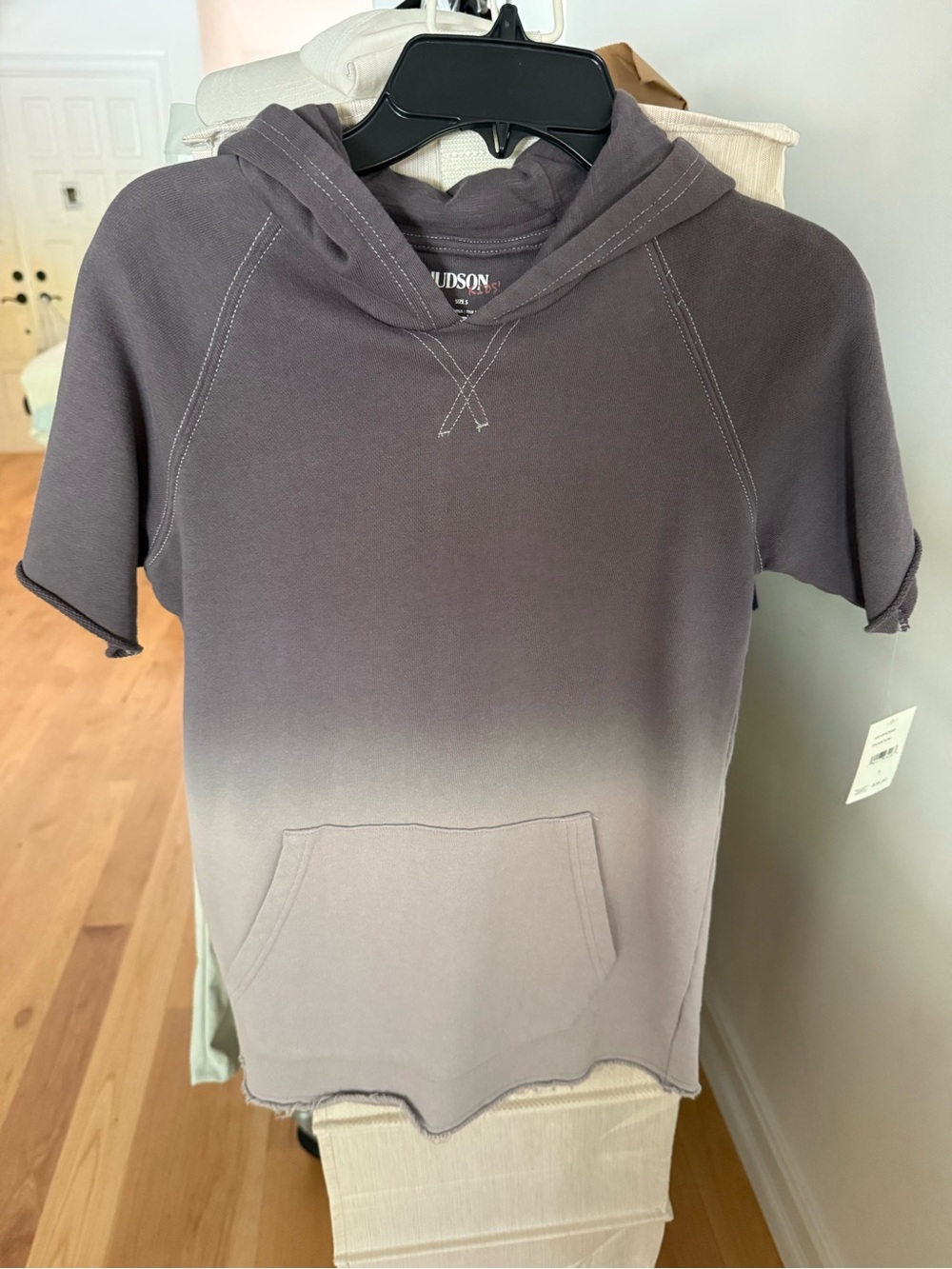 Hudson Jeans Kids Short Sleeve Ombre Hoodie in Gray